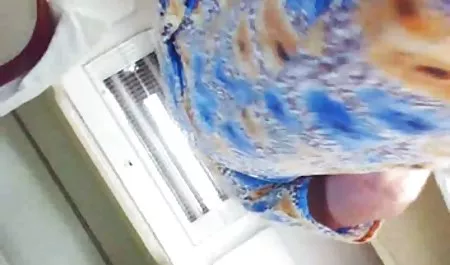 - seks tube teen Teen Isabella De Santos büyük bir horoz tarafından cezalandırılır