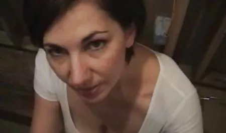 Seks sekstube turk için ödül güzel hizmetçi.