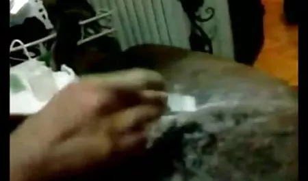 Artı - çılgın kabarcık vidjo seksi greke popo şaka bir ucube değil