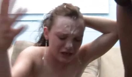 İngiliz Ofis röntgenci midesine pislik rettube seks diyor