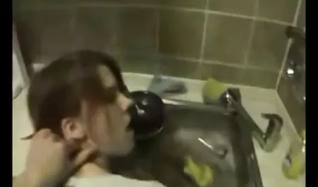 Gerçek sorun genç türbanlı sex tube dövülerek