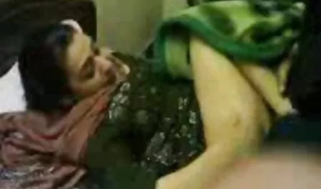 Yaşlı sürtük Madeleine genç sevgilisi mature tube seks yok