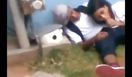Horoz ve yalamak eşek öğürme ünlü sex tube